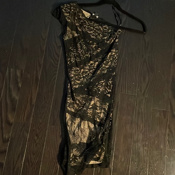 Bebe lace dress one shoulder - Picture 1 of 2